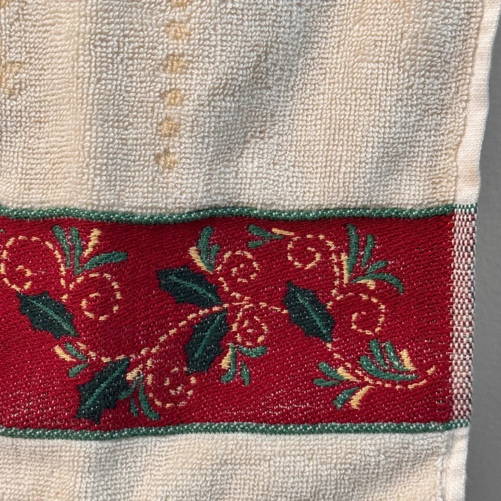 2 Lenox Christmas Hand Towel Cream Cotton Star Ornament Holly Holiday Decor NEW